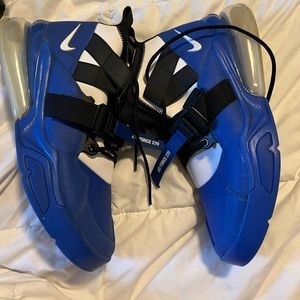 Nike Air Force 270 Utility , size 9.5